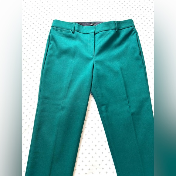 Talbot Women Green Pant - Picture 4 of 11